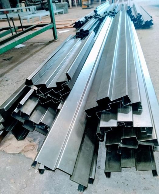 METALGROSS Corte y Plegado de Chapa