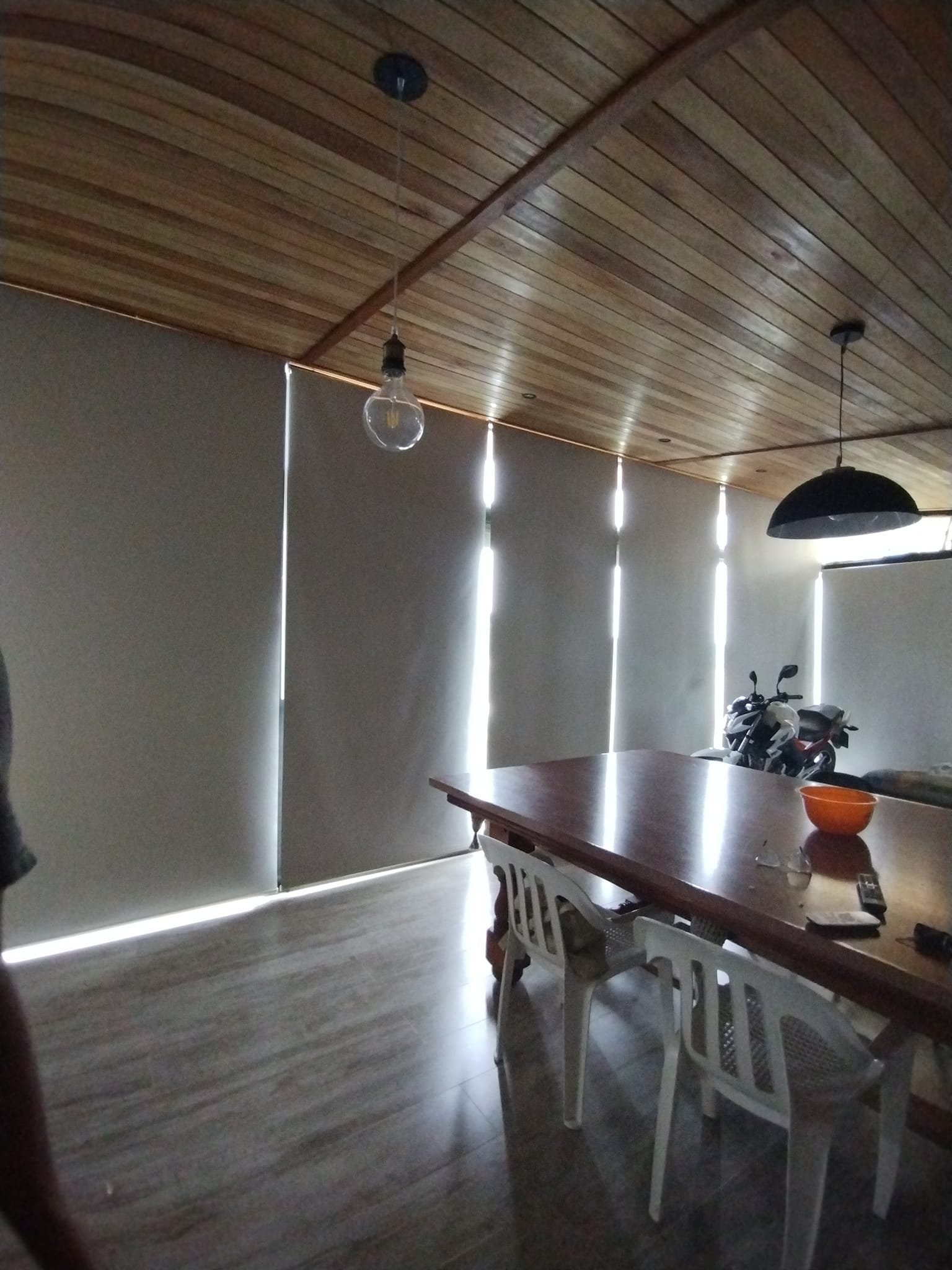 Cari Gregorio Cortinas e Interiores