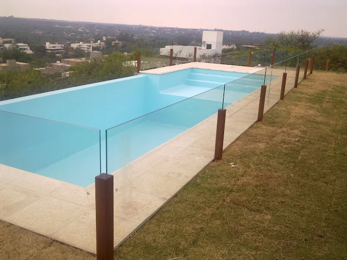 Marenchino Vidrios SRL | Cristales, Espejos y Mamparas a Medida