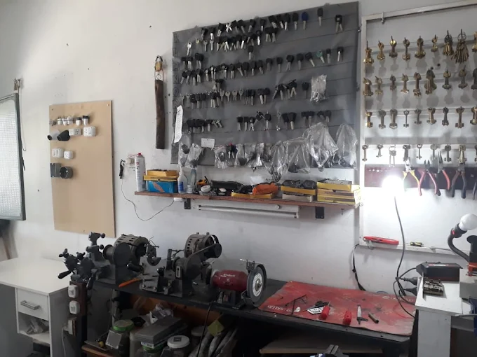 Cerrajería La Doble Lima | Cerrajero Urgente