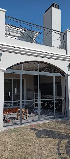 MyM Construcciones Metálicas | Estructuras en Hierro