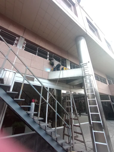 Herrería General Paz | Rejas y Estructuras Metálicas