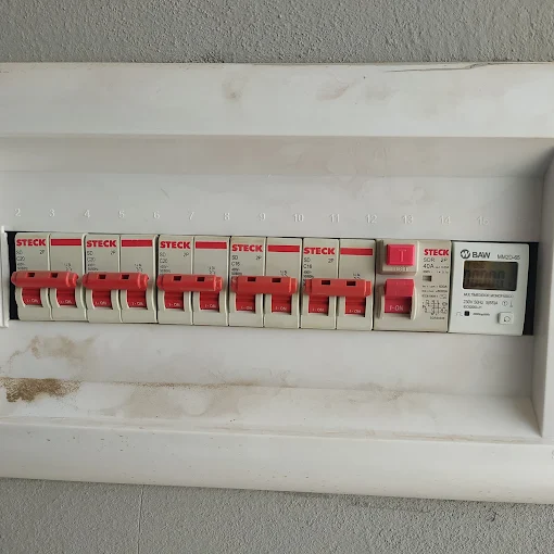 Andrés Paletti | Electricista Matriculado – Instalaciones y Reformas Seguras