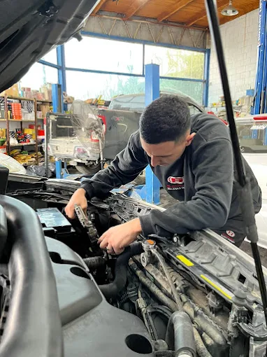 Salazar Mecánica Inteligente | Taller de Diagnóstico y Reparación