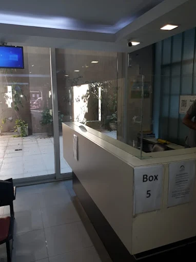 Vidriería Los Amigos | Puertas de Vidrio, Espejos y Ventanas