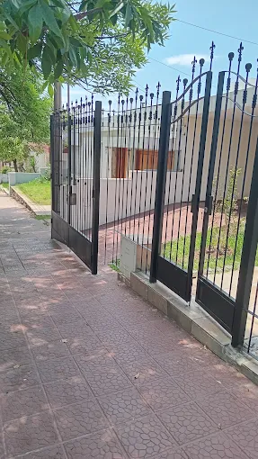 AD Herrería CBA | Portones, Puertas, Pérgolas