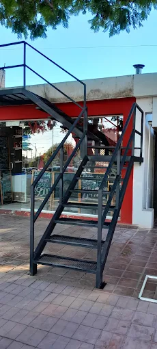 Herrería Gabriel | Portones, Puertas y Estructuras Metálicas