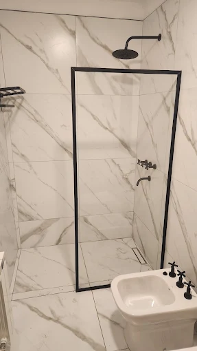 Overtur Argentina | Mamparas, Espejos y Cerramientos