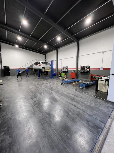 Taller Tomás Fuster | Mecánica de Calidad