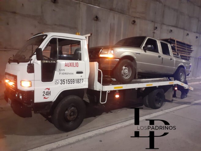 Auxilio Los Padrinos | Fletes y Servicio de Puente Baterías