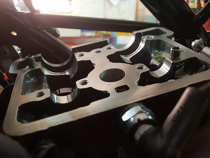 Lucas Motos | Taller Especializado en Bajaj y KTM