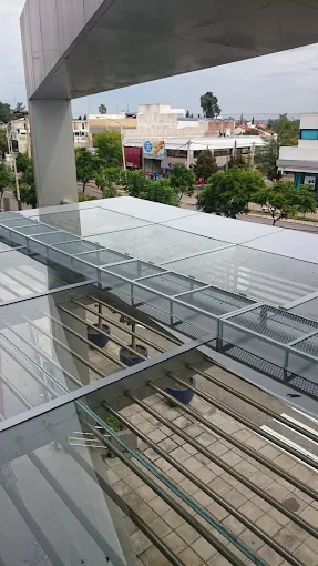 Vidriería Mattio Servicios |  Vidrio y Puertas Templadas