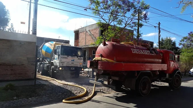 DESACOR | Desagote de Cámaras y Perforación de Pozos