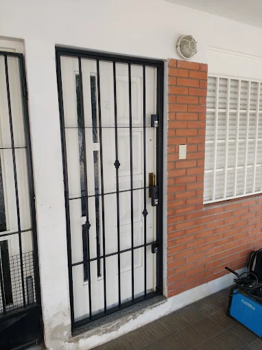 TFF-PROJECT HERRERÍA | Reparaciones y Cerramientos