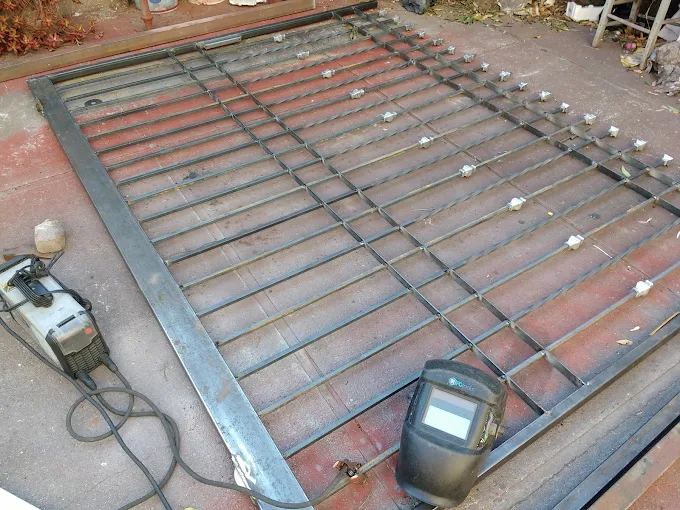 TFF-PROJECT HERRERÍA | Reparaciones y Cerramientos