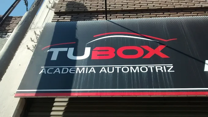 Academia TuBox | Escuela Automotriz en Córdoba