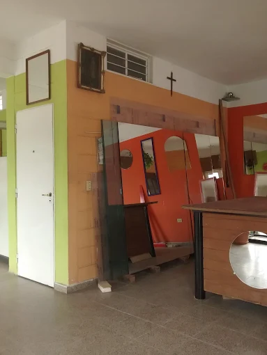 Vidriería San Marcos | Soluciones en Vidrio, Templados, Espejos