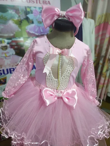 Disfraces Mónica | Alquiler y Confección de Disfraces a Medida