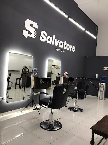 Salvatore Men’s Club | Barbería en Arguello con Estilo y Carácter