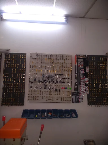 Cerrajería Guerrero | 20 Años de Experiencia en Córdoba