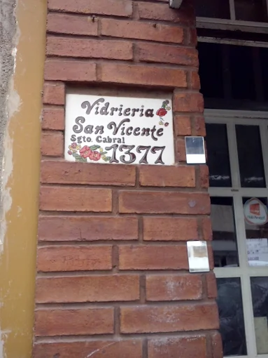 Vidriería San Vicente | Colocación de Cristales, Espejos