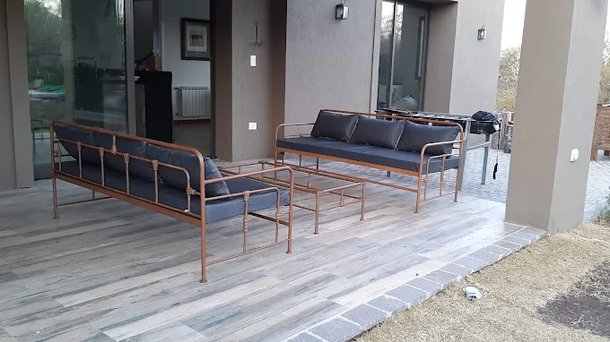 Herrería WS Murúa | Piezas Únicas en Hierro: Muebles, Rejas