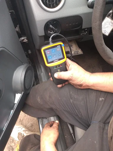 Mecánica Charly | Mantenimiento y Reparación de Vehículos