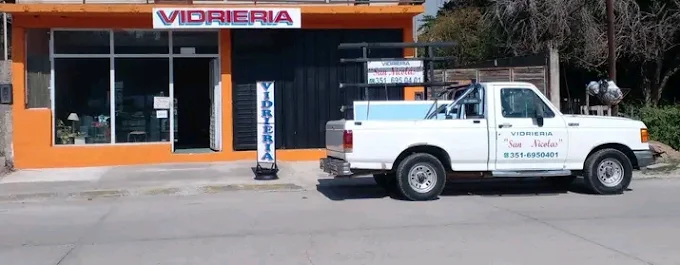 Vidriería San Nicolás | Soluciones en Vidrio y Espejos en La Calera
