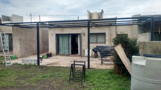 Rejart | Taller de Herrería Artística – Rejas, Portones, Muebles