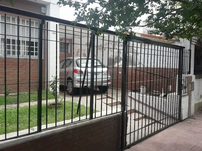 Herrería D&E | Estructuras, Portones, Rejas y Techos