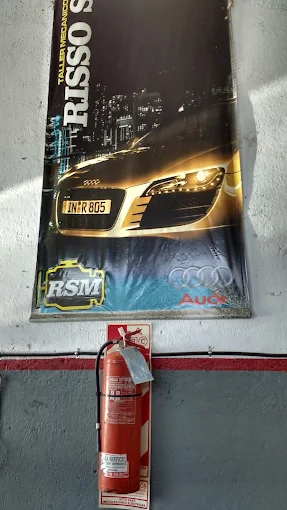 Taller Mecánico Risso SM | Reparación de Motores, Frenos y Cajas