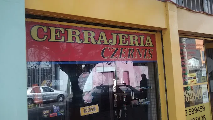 Cerrajería Czernis | Soluciones Rápidas y Seguras en Córdoba Capital
