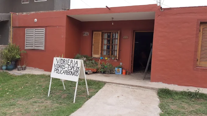 Vidriería San Pedro | Colocación de Cristales, Espejos