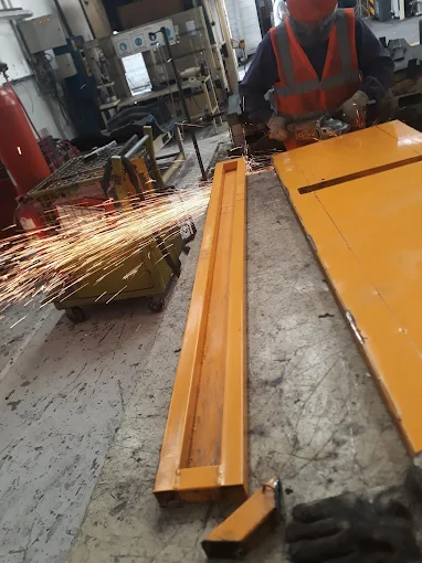 Alma de Hierro | Escaleras Caracol, Barandas, Portones