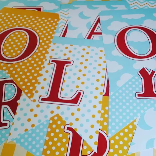 Deíndole | Impresión Digital, Papelería Creativa y Productos Personalizados para Emprendedores y Eventos