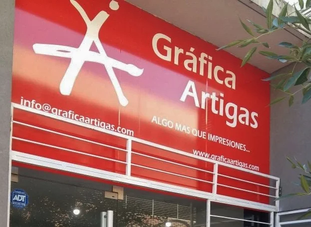 Gráfica Artigas | Copiado Técnico, Impresión Digital y Ploteos de Planos en Córdoba