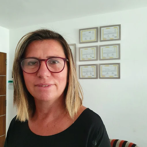 Flavia Cerutti | Psicóloga con Terapia Cognitivo Conductual para Ansiedad, Depresión, Pánico, TOC y Estrés