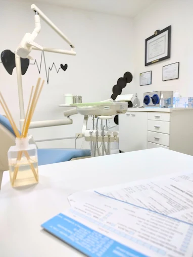 Consultorio Dental Fiorani Laciar | Implantes, Ortodoncia, Cirugías