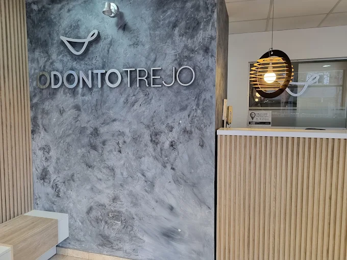 Clínica Odontológica OdontoTrejo | Implantes, Ortodoncia