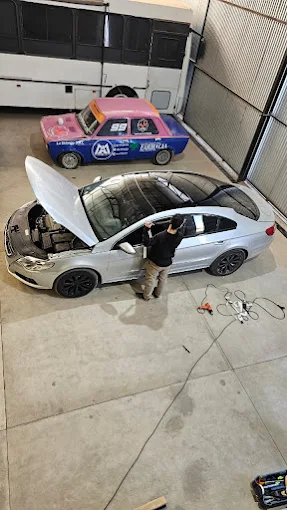 AM Gráfica | Fabricación de Carteles, Rotulación Automotriz y Producción Gráfica Personalizada en Córdoba