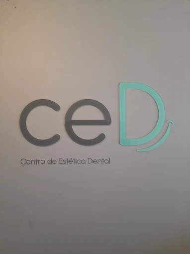 Centro de Estética Dental | Implantología, Estética, Ortodoncia, Odontopediatría,