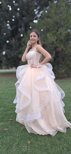 Erica Henrry | Diseño y Confección de Vestidos