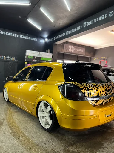 TDS Garage | Personalización de Vehículos, Car Wrapping Extremo y Gráfica Racing para Autos, Motos