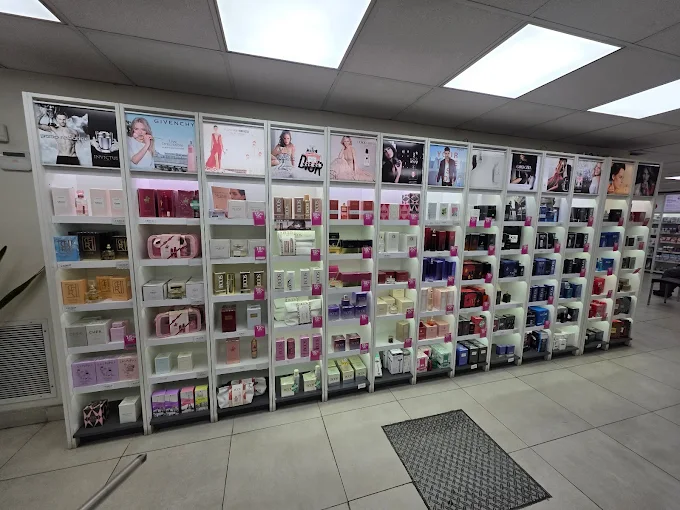 Gráfico visual | Gráfica Personalizada, Ploteos en Vinilo e Impresión Digital de Alta Calidad