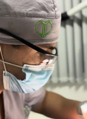 Odontología Juan Fuentes |  Estética, Restauradora, Cirugías, Blanqueamientos y Carillas