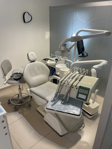 Centro Dental Sagrada Familia | Odontología de Vanguardia para tu Sonrisa