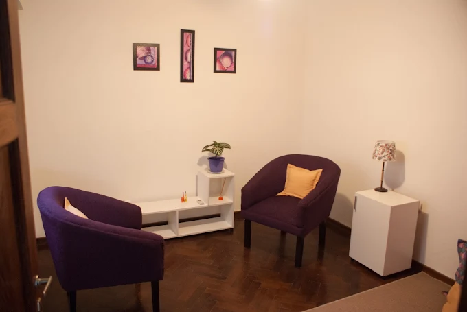 Lic. Ana Cardinali | Psicóloga para el Acompañamiento Emocional, Psicológico, Individual, de Pareja y Familiar