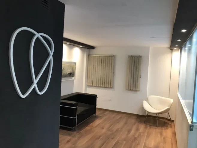 Centro Odontológico Martínez y Asociados | Cirugía, Prótesis, Ortodoncia, Estética Dental