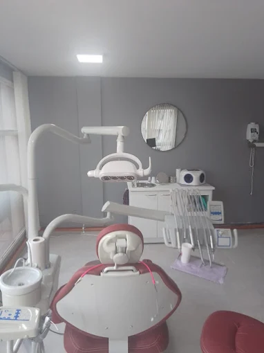 Modernas Sonrisas | Odontología y Estética con Equipo de Profesionales