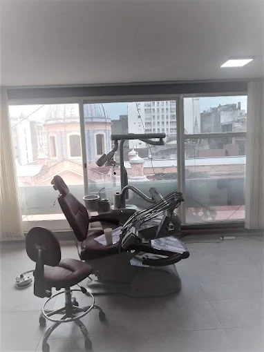 Modernas Sonrisas | Odontología y Estética con Equipo de Profesionales